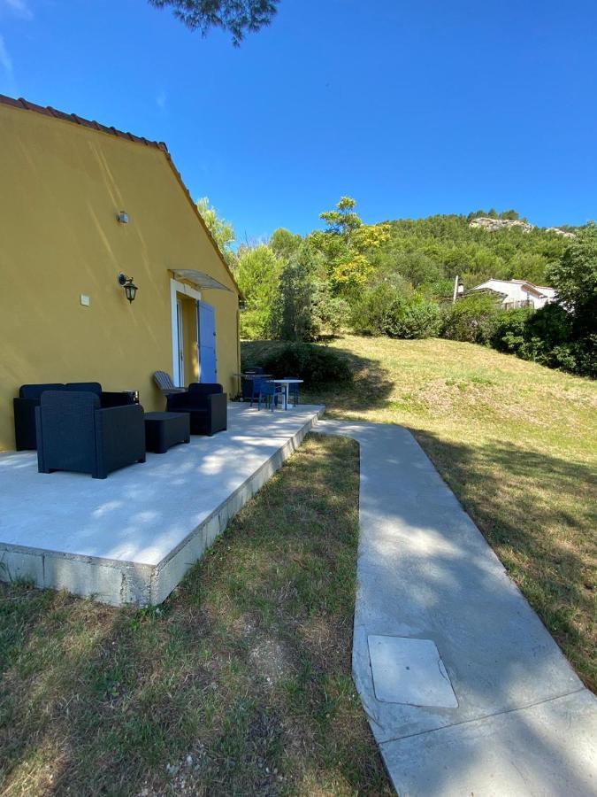 Vue Panoramique Sur Le Chateau,Montagne Et Grottes Fontaine-de-Vaucluse Exterior foto